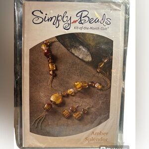 Simply Beads Amber Splendor Necklace Craft Kit by‎ Annie’s Attic